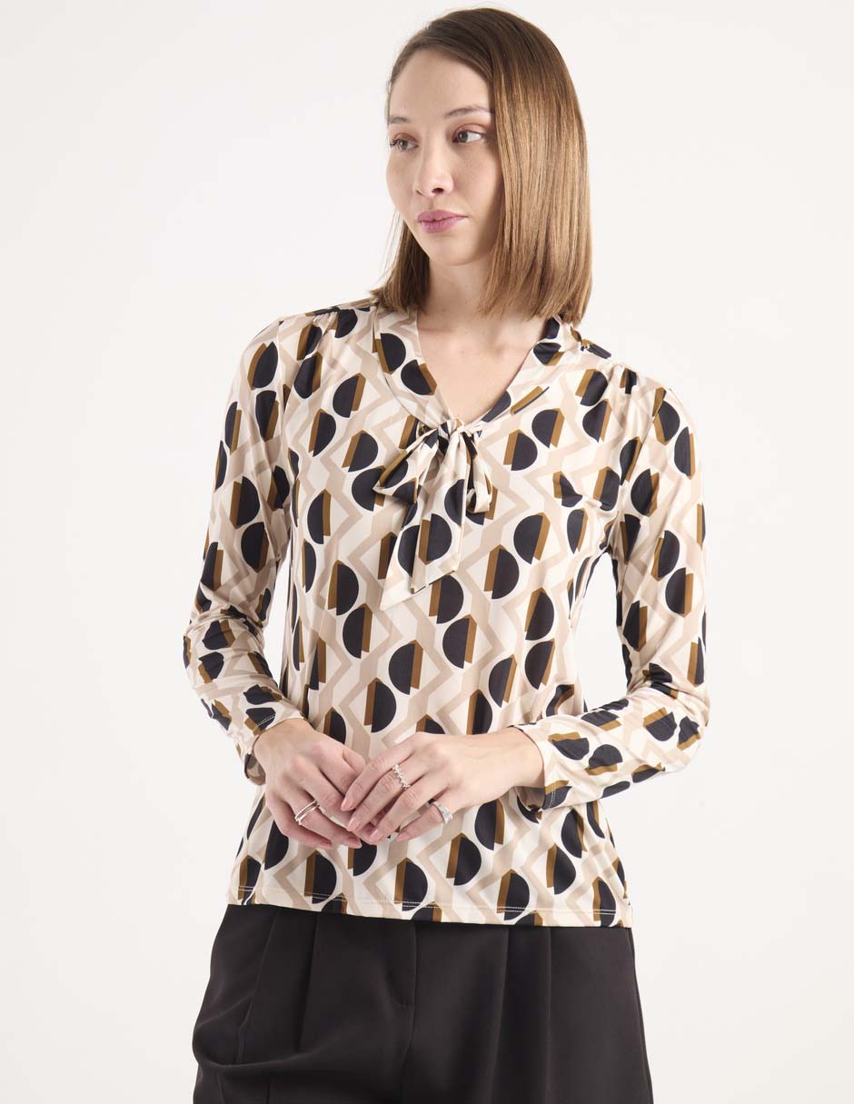Playera manga larga cuello v para mujer Playera manga larga cuello v para mujer