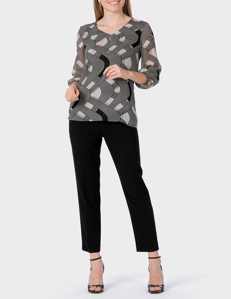 Playera manga 3/4 cuello v para mujer 3