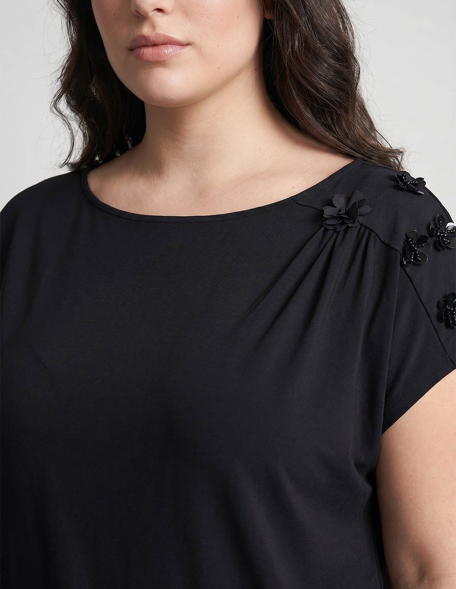 Playera manga corta cuello redondo para mujer 3