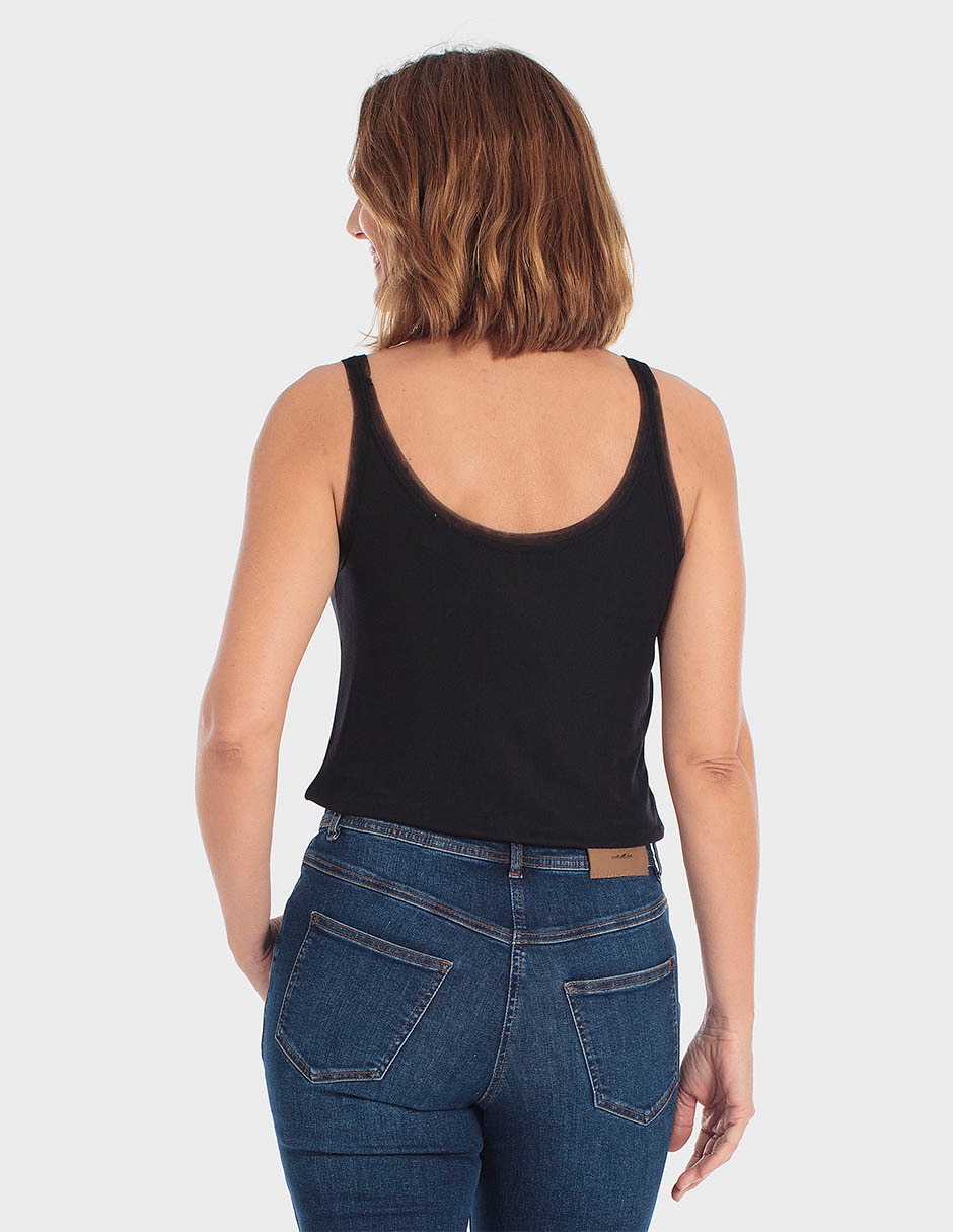 Playera cuello redondo para mujer 3